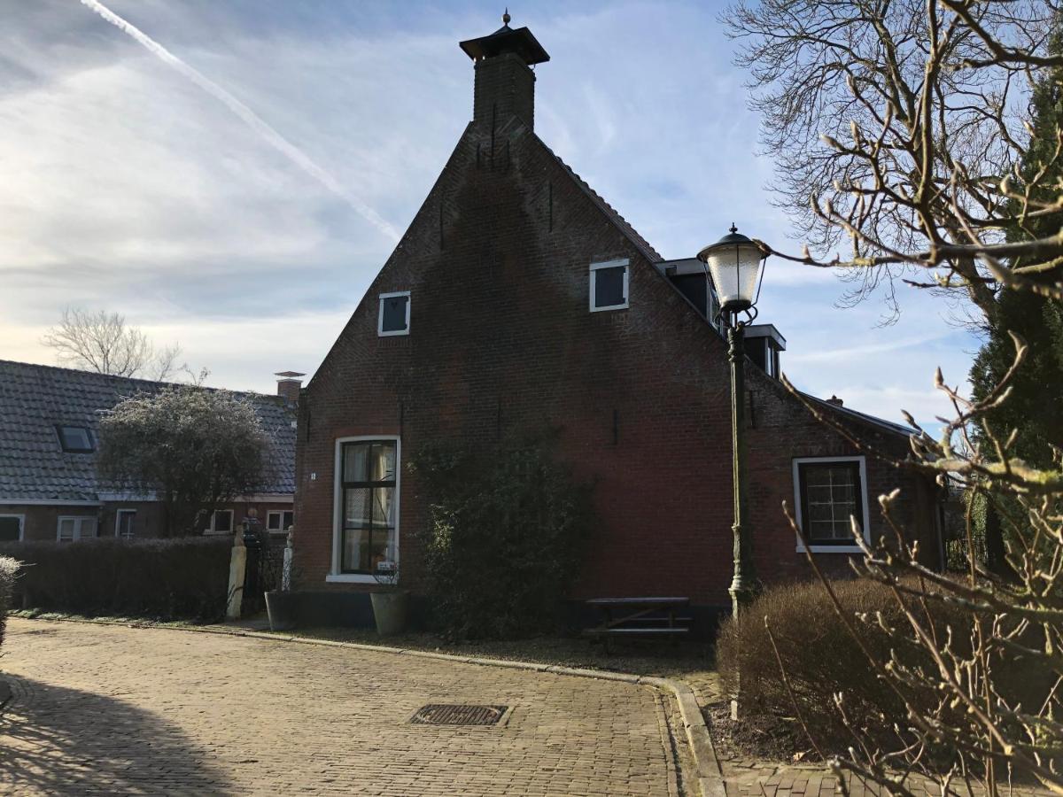B&B In Karakteristieke Woning, Lytse Loane 5 Ee Ee Bagian luar foto